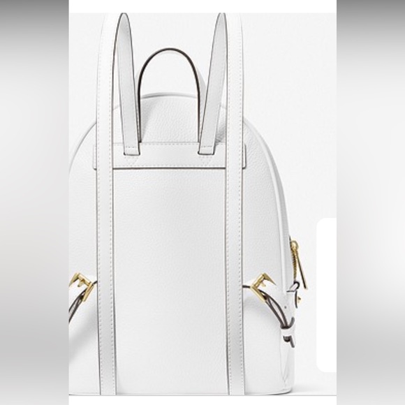 Michael Kors🎒🎒🌼🌼 - Picture 3 of 12